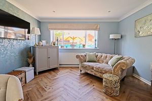 Family Room- click for photo gallery